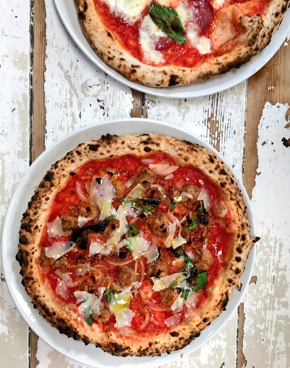 Honest_Crust's tweet image. If you worked here this could be your staff lunch! Well, as luck would gave it, we're hiring... 

@MarketHouseAlty 
@MackieMayor