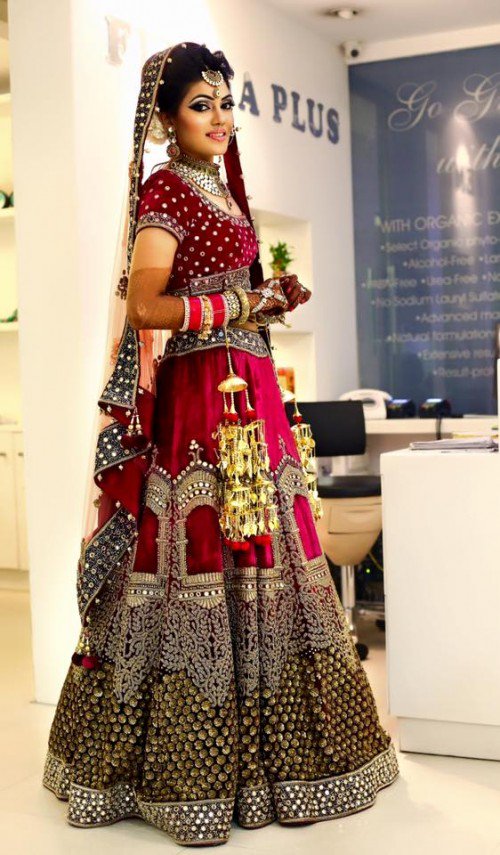 weddingdoers's tweet photo. Best #Hair and #MakeupArtist #FeminaPlus #Chandigarh https://t.co/qqHJunrcLu
#makeupforweddingparty #famousmakeupartists #weddingdoersideas https://t.co/UE6l1rTKPx