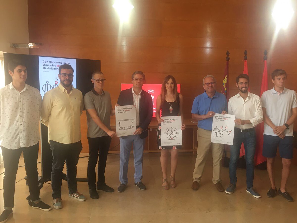 judocUMU's tweet photo. Os presentamos la nueva campaña que hemos diseñado para @feremur_carm y el @AytoMurcia Di no a las drogas. Di sí a la Feria 🎡 #Judoc https://t.co/GtNVE1TLn5