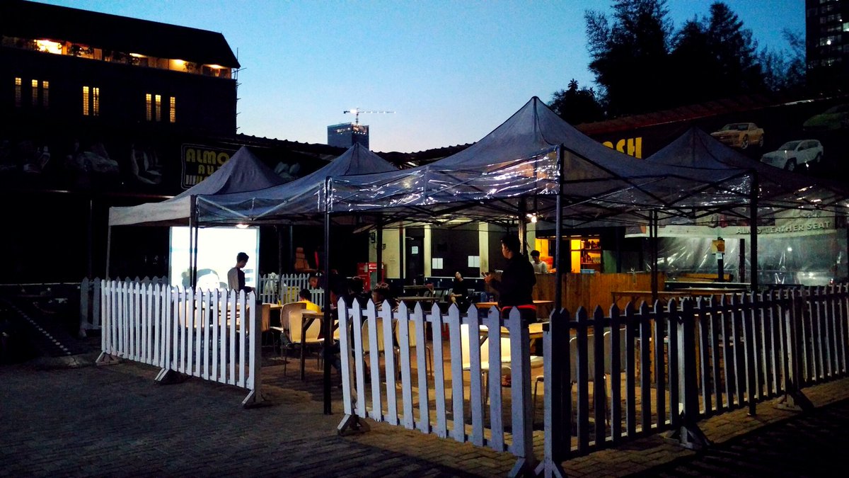 JaKantor2010's tweet photo. Persiapan venue #NobarJC malam ini. #GarudaFightOn https://t.co/ACYJZVzFXg