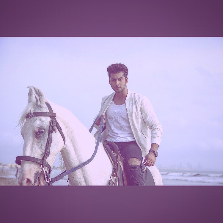 I am, INDEED, A KING , because I KNOW HOw to rule #MY#SELF# ....