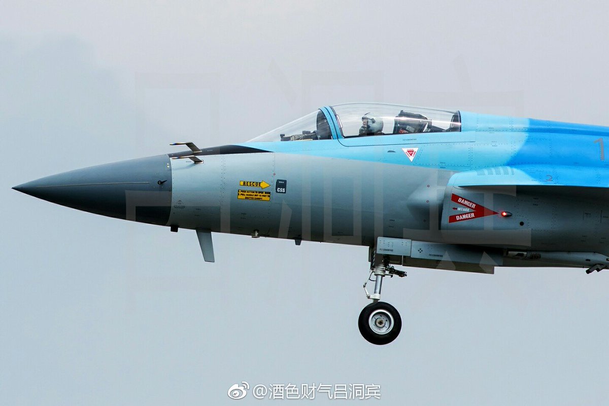 اول مقاتله مخصصه للتصدير الى ميانمار نوع FC-1/JF-17 تمت مشاهدتها في الصين  DIJvvWZVoAAZoG6