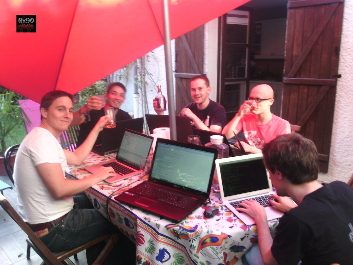 0x90r00t's tweet photo. @hackitua #hackit2017 #hackitctf ctf time is always a good time :) https://t.co/3lkNXYEiZ5