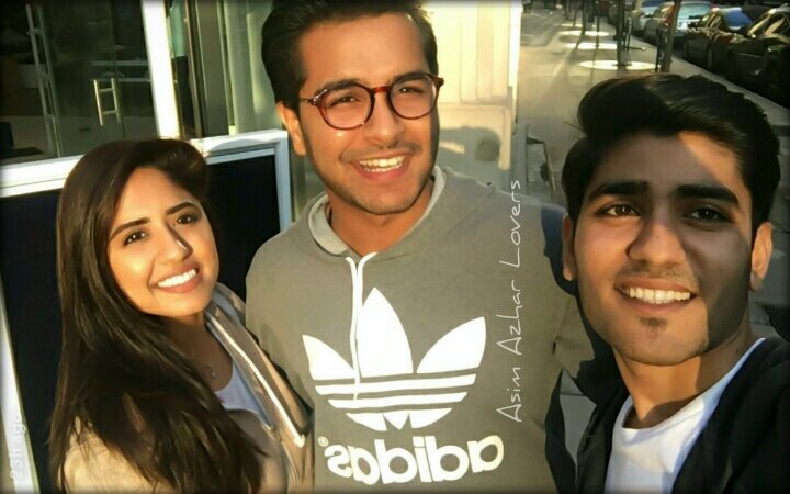AsimLovers's tweet photo. Asim's Snap Stories😍💜
#AsimSnaps💛
@AsimAzharr https://t.co/pf7BrypFrm