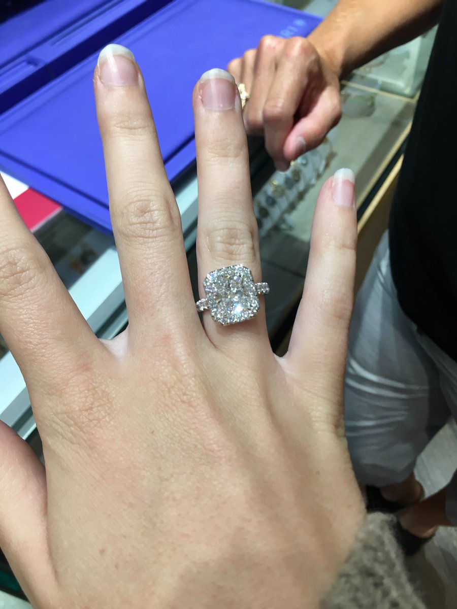 StephSanders4's tweet photo. Just my favorite 50,000$ ring #jamesandsons https://t.co/CAbf1FOc63