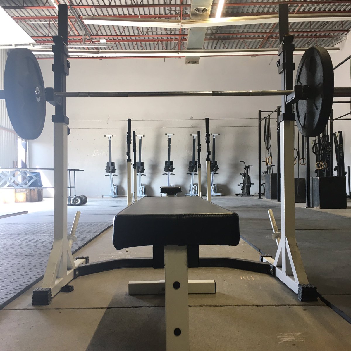 gensmith's tweet photo. My third place.... 1) #home 2) #work 3) #theTank #training #CrossFit #gymjones #functionalfitness #justdoit #fun365 https://t.co/0F9BZiCPeG