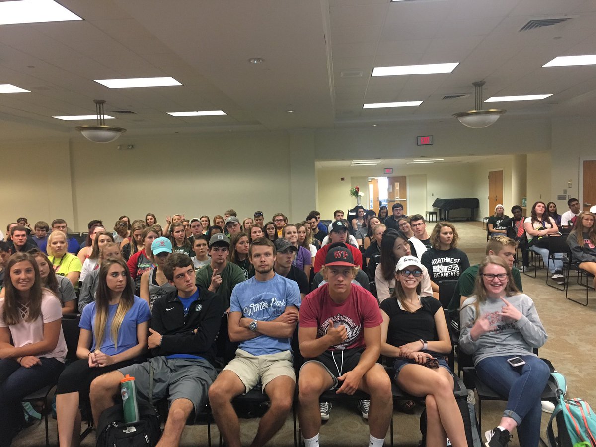 NW_UPD's tweet photo. Helping Bearcats Succeed. Great group of students! https://t.co/n1nifBaAEG