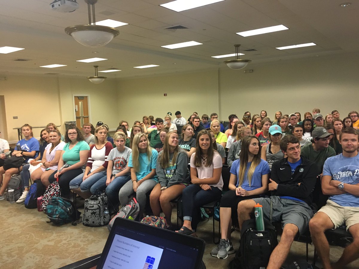 NW_UPD's tweet photo. Helping Bearcats Succeed. Great group of students! https://t.co/n1nifBaAEG
