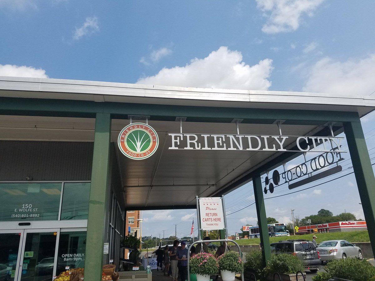 deanna4council's tweet photo. Come out to @FriendlyCityFC this weekend and support #EmergingChefs!
@IAmLauraToni @HolsingerB @thehub128 @SKMSFalcons @ontheroadcollab https://t.co/MK5ALTOvED