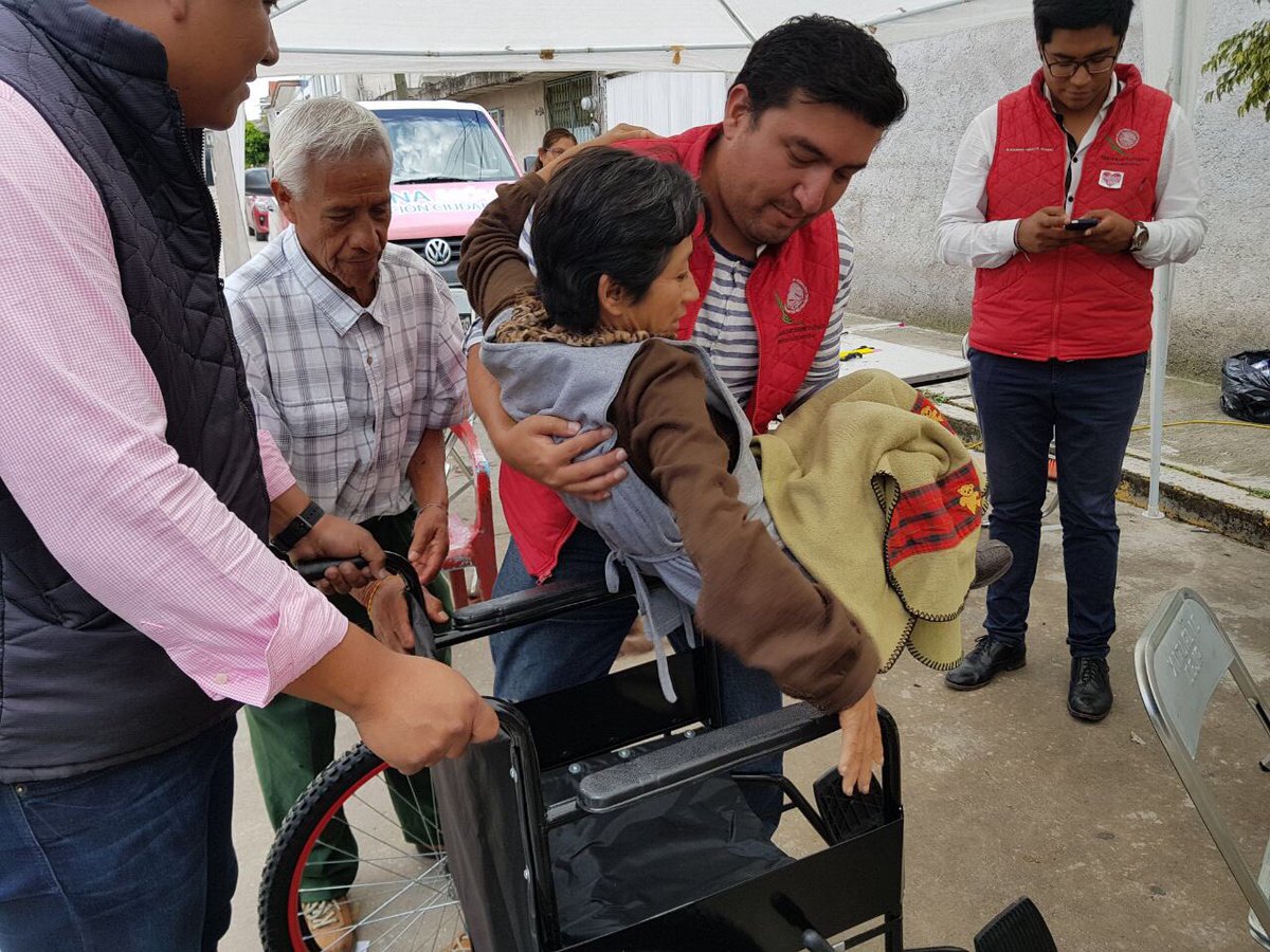 xitlalicceja's tweet photo. Nos propusimos entregar más de 1,000 aparatos ortopédicos #EquipoQueSíTrabaja #Distrito6 #Puebla #ComparteLoBueno https://t.co/09RxEuiLVK