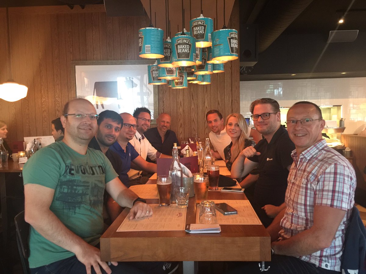 brsk's tweet photo. #CRMsaturday after event drinks ;) https://t.co/Dkp9mEXvKL