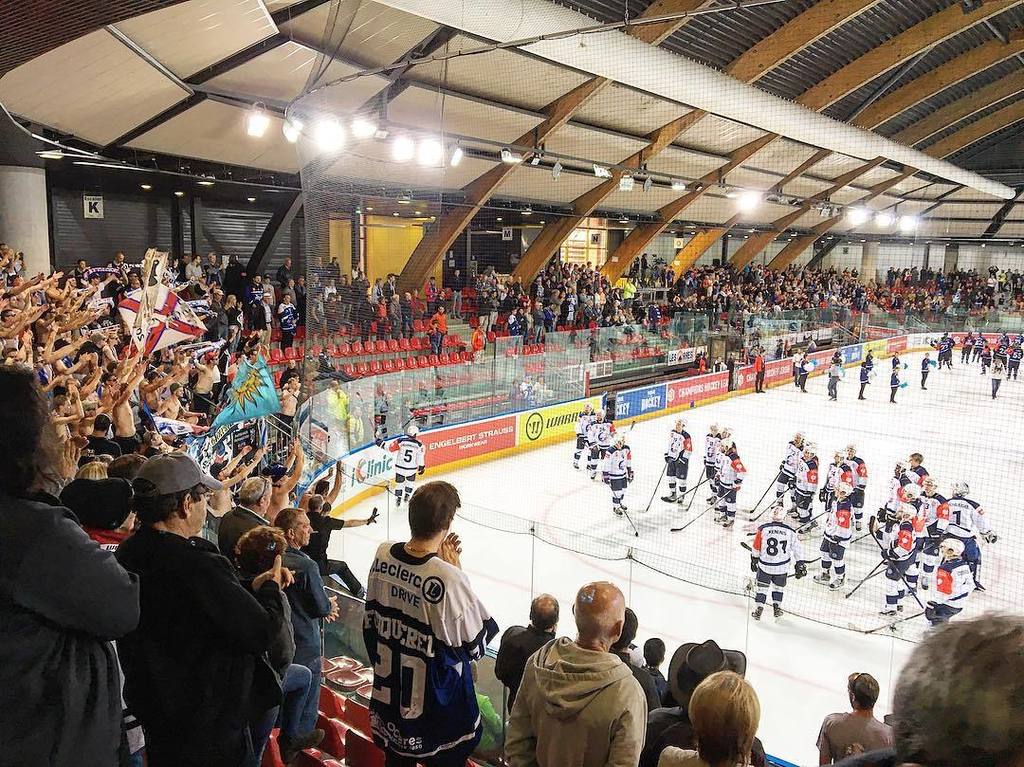 MatthieuDavin's tweet photo. J'ai bravé tout les dangers pour prendre cette photo...
#GapZurich #CHL #hockey #myhautesalpes #igersgap #instagap https://t.co/wAoF6jTdg3 https://t.co/B9xtyXAy3t