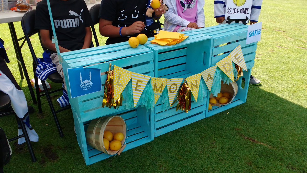 IRCanada's tweet photo. Thank you to our awesome volunteers at today's lemonade stand! #NazemKadriGolf #IR10 https://t.co/haeAMLZyHr