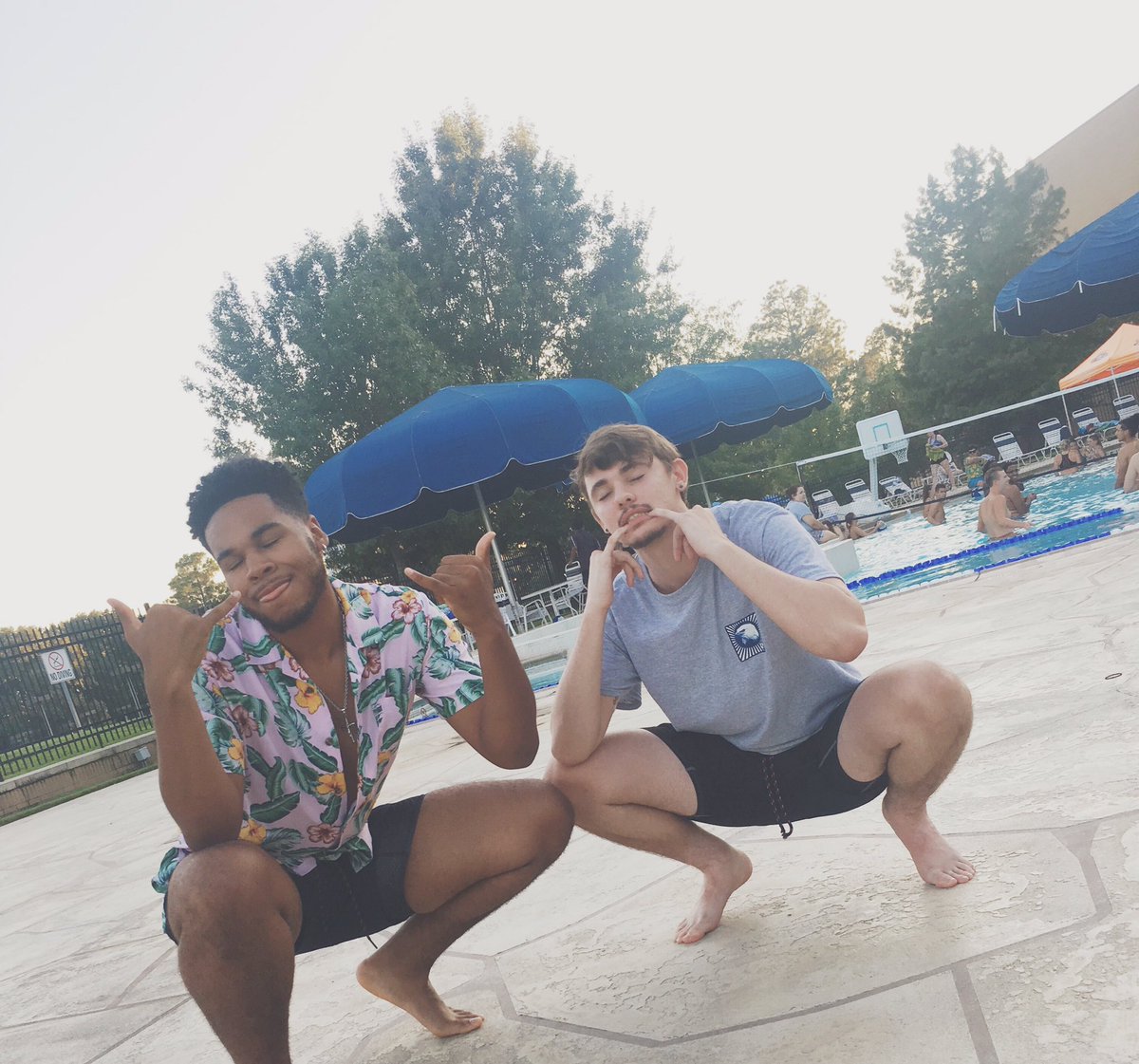 Coby_Hall01's tweet photo. Sucks camp is over but happy to start college with some new homies π€πΎπ#UTTyler21 #Swoopcamp @ApplyUTT @swoopcamp2k17_5 https://t.co/ERwiEvHxYn