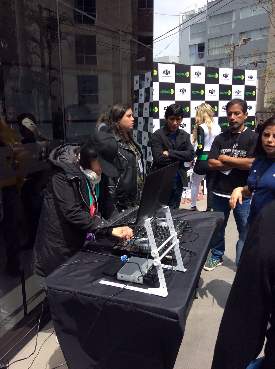 djiperulovers's tweet photo. Inauguración #DjiPerú https://t.co/8NcBacvi1U