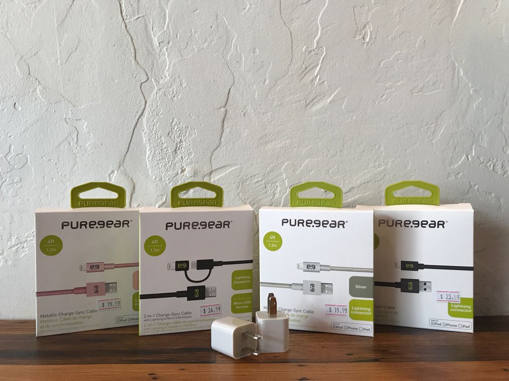 SkinnysDecatur's tweet image. Cheap chargers that ruin your phone are no bueno. Affordable Apple certified chargers like these are right down the road at our shop 👍🏼