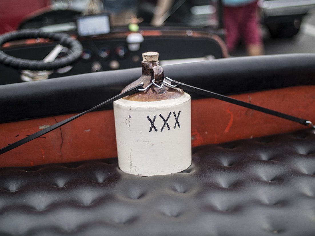 WillWork4Parts's tweet photo. Back in the day I don't they they were this open about Moonshine transport. FOLLOW US! #WillWorkForParts #CoolCars #RatRods #Patina #HotRods https://t.co/iuOxPHXf9N