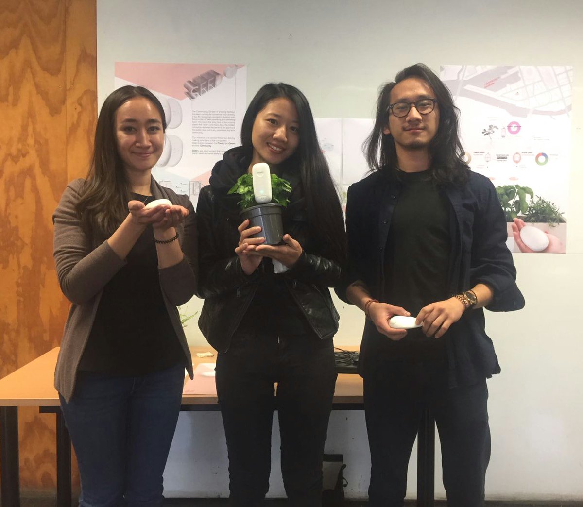 elyilliyanna's tweet photo. SEED, a pet plant project that assesses your plants needs and sends messages to you smart seed pet 🌱
#internetofthings #rmit #mdit https://t.co/52JvW1f1WO