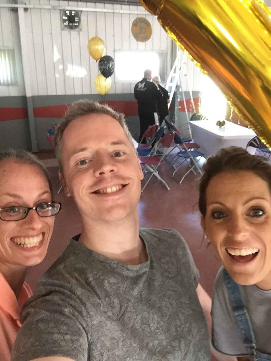 malcolmsteel's tweet photo. Getting ready for the party of he year! #40yearsofhel https://t.co/1prrraDtYm