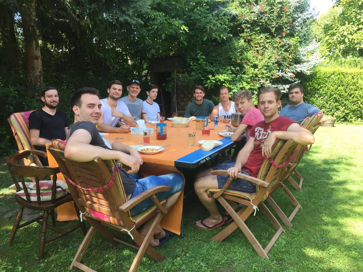RIFTxEsports's tweet photo. Bootcamp + 🍴 #gorift https://t.co/MqtO8TAUC7