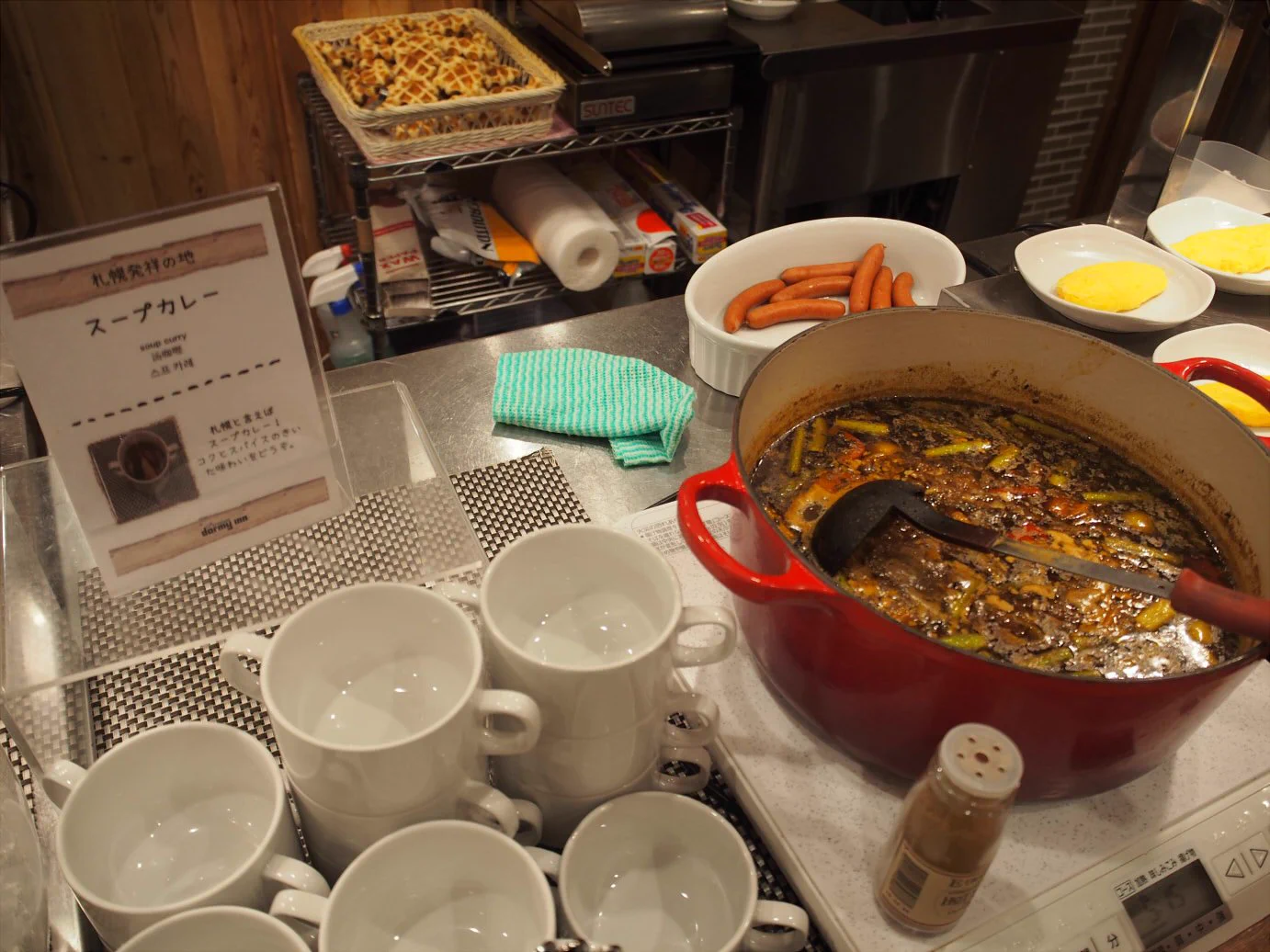 北海道に行くときはこのホテルに泊まるべきww朝食バイキングが豪華すぎる！