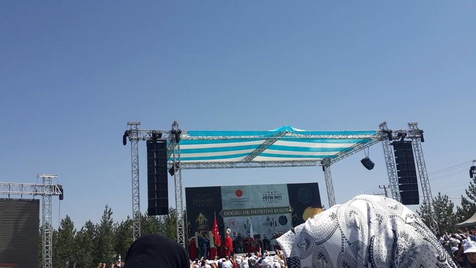 Sayın Cumhurbaşkanımız <a href="/RT_Erdogan/">rt_erdogan</a>'ı bekliyoruz.