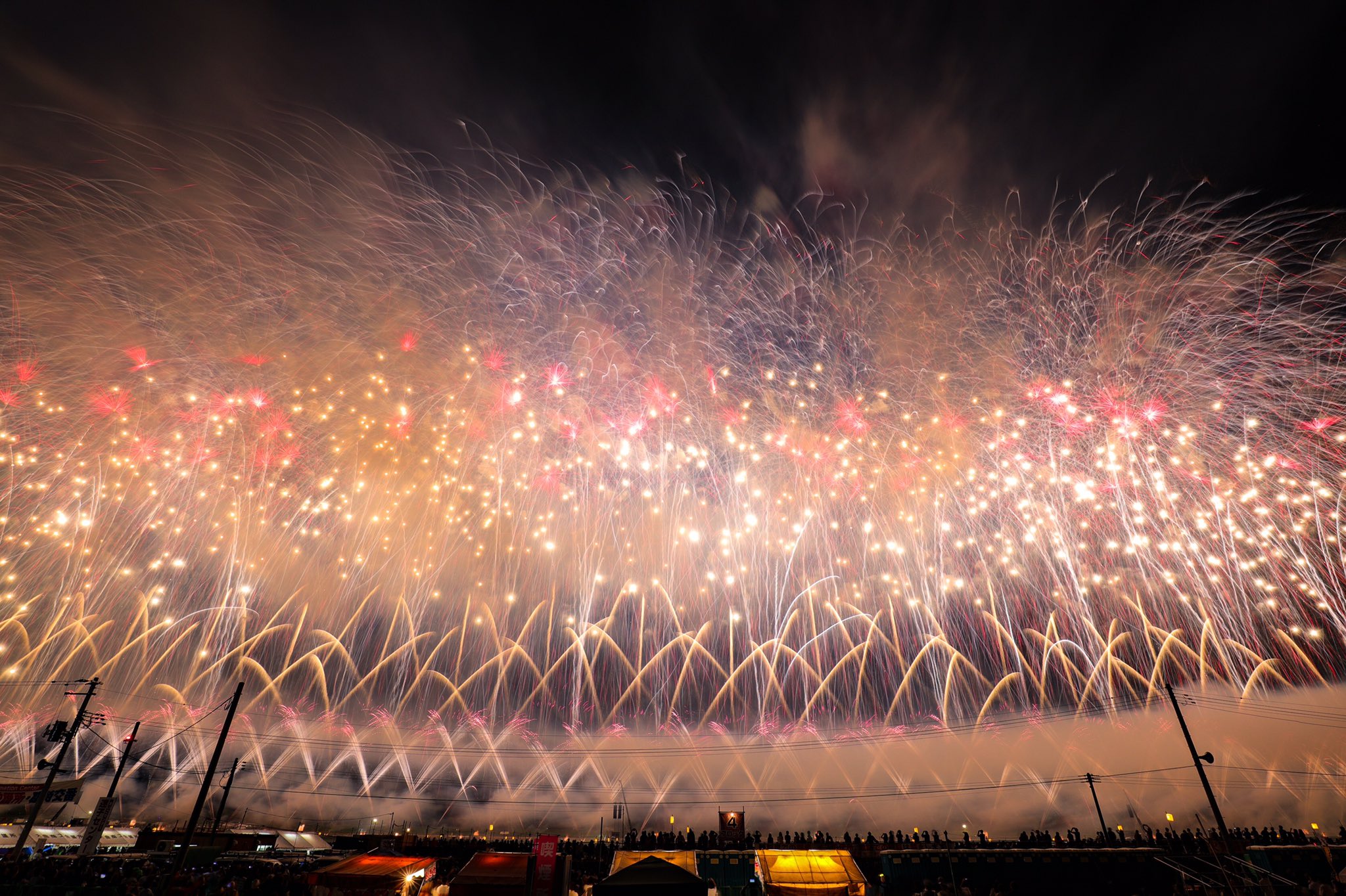 大曲の花火 Twitter