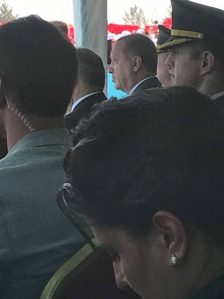 Sayın Cumhurbaşkanımız <a href="/RT_Erdogan/">rt_erdogan</a> MALAZGİRTTE