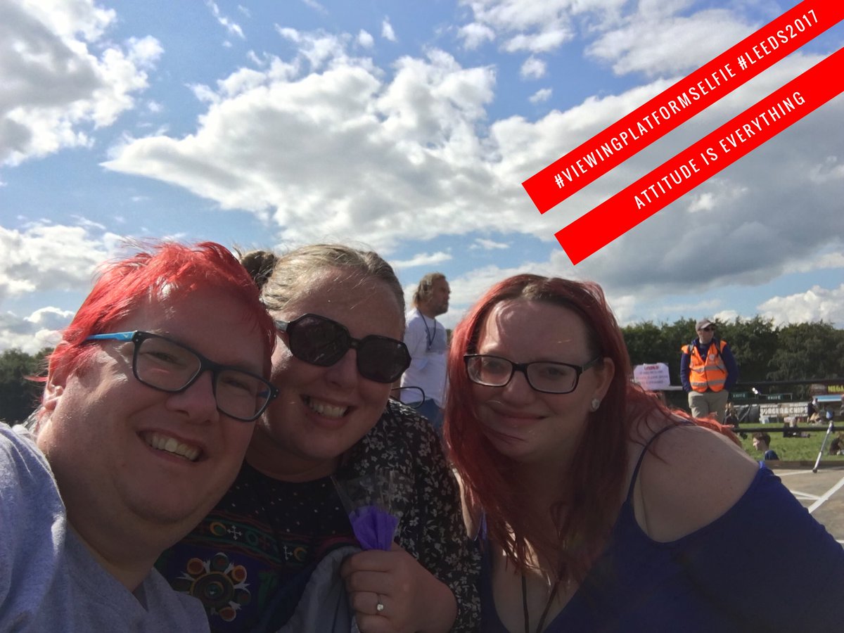 SiBraybrooke's tweet photo. @attitudetweets @OfficialRandL #ViewingPlatformSelfie #Leeds https://t.co/gOyzoJF0d2