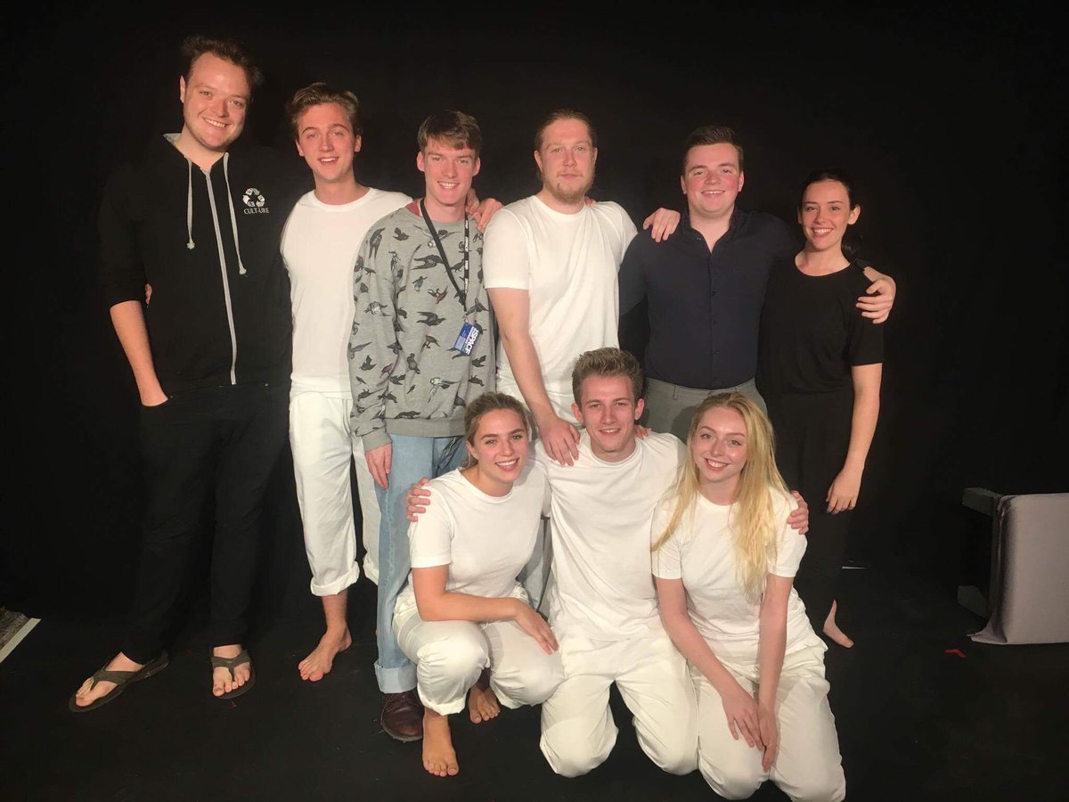 BindTheatre's tweet photo. Gutted to have finished our run this #EdFringe17 but can't wait to see where we go next! ✌🏼 https://t.co/fNO1JwcBjG