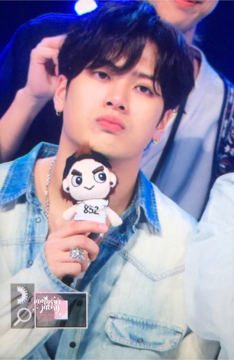 iamyourjacky's tweet photo. 170826
#Jackson #잭슨 #GOT7 #갓세븐 #JacksonWang #王嘉爾 #JacksonWangPapillon https://t.co/0UB8rznoiU