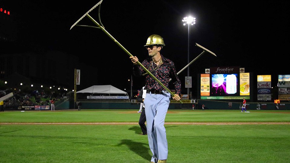 RocRedWings's tweet photo. Saturday Swag. https://t.co/IJg6sxerbD