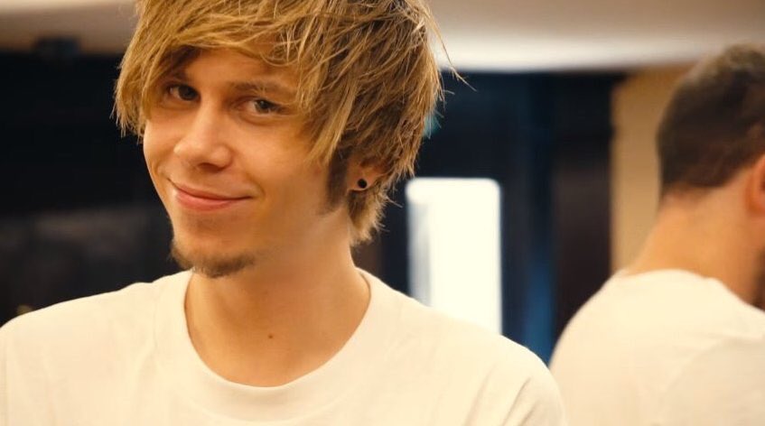 Carla48775704's tweet photo. A no ser... #RubiusMeme https://t.co/ZqVfk1729h