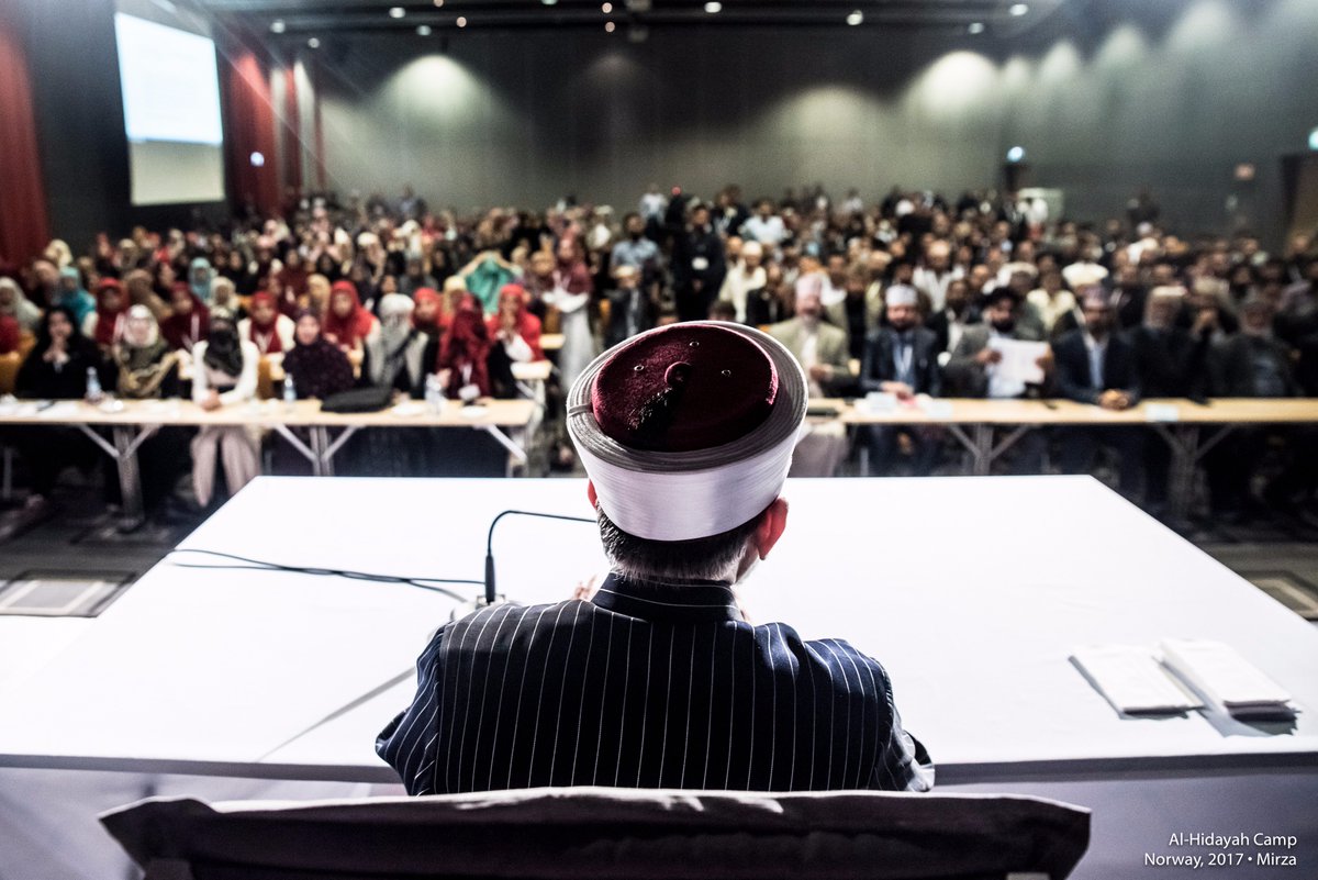 RashidShahzad's tweet photo. Dr @TahirulQadri will deliver a series of lectures on causes of violent extremism &amp; counter-narrative #JihadAgainstFasadis https://t.co/MlVrGoB0lK