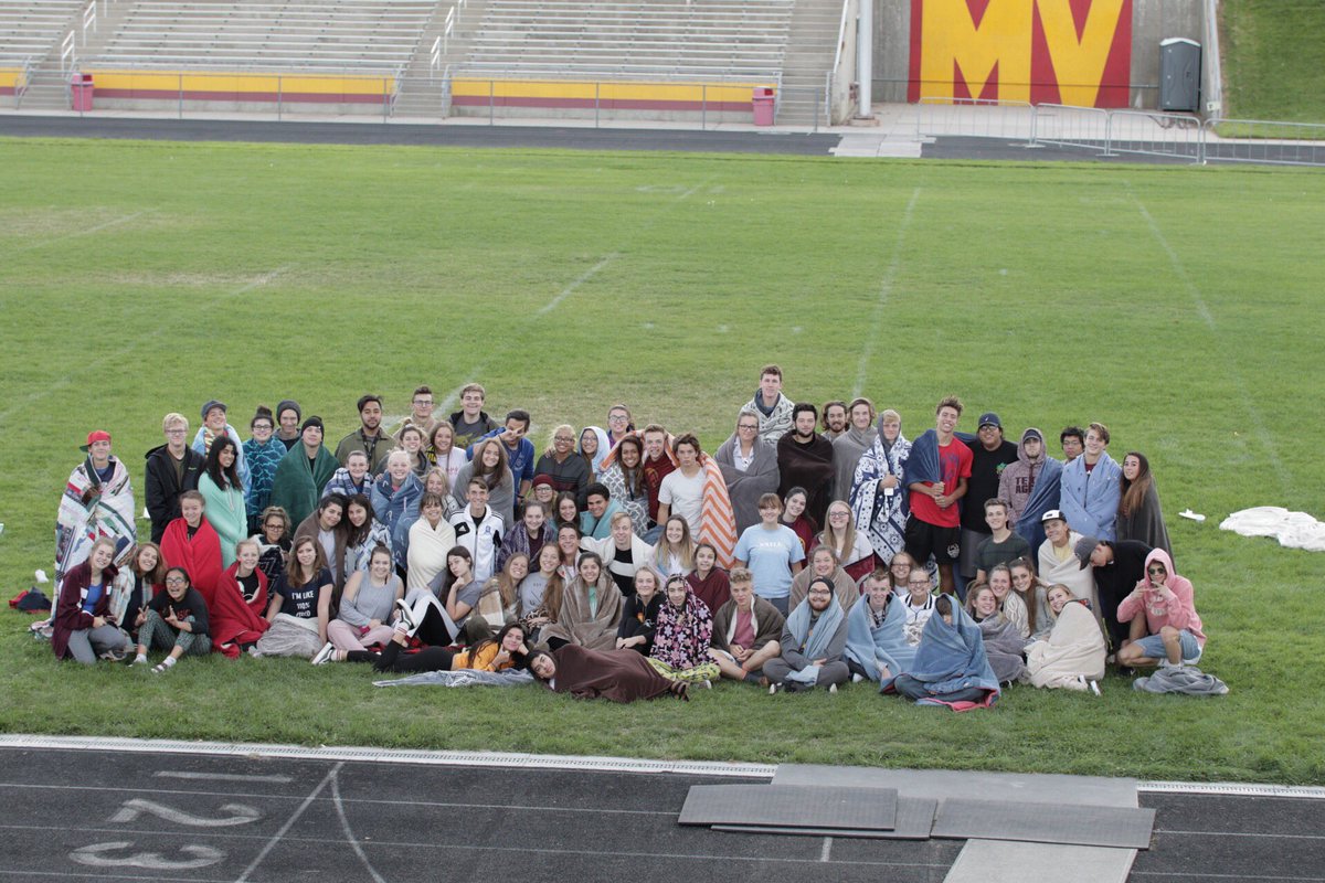 zac_lopp's tweet photo. Senior year 💯👏😅 https://t.co/ciTftqIXik