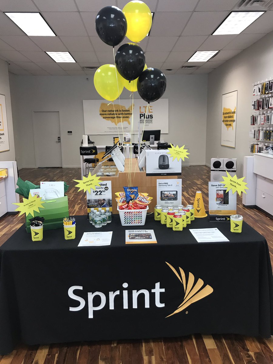Sprint Store tweet media