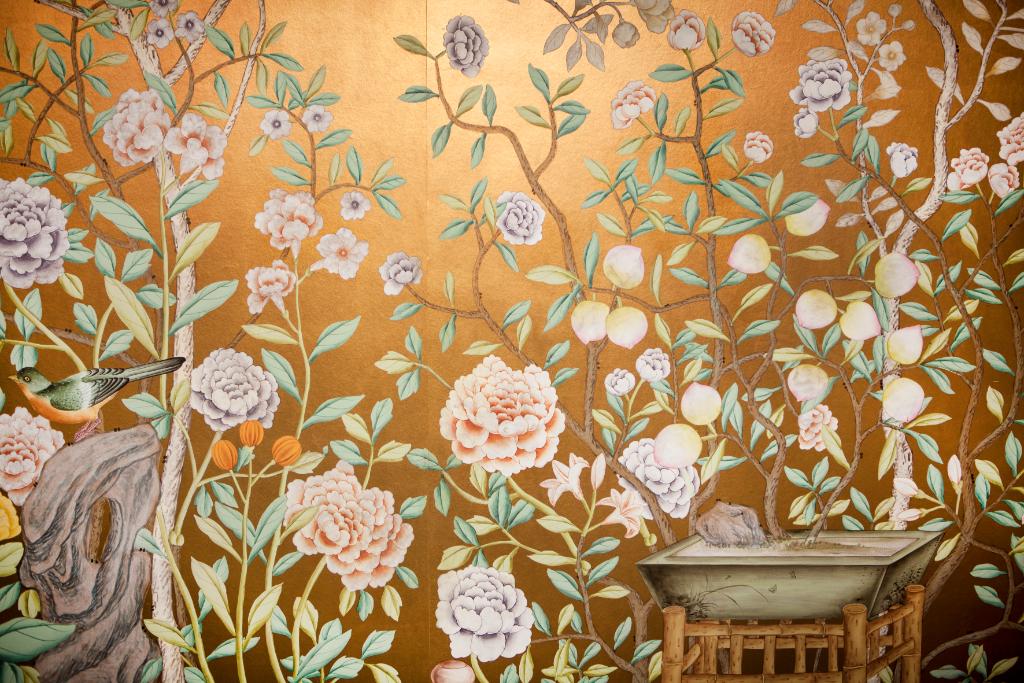 Hand painted wallpaper, in decadent gold: our private dining room spr.ly/60198xQRR