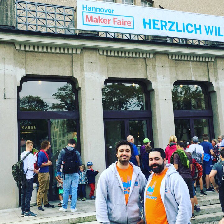 NerdFactoryORG's tweet photo. Wir hatten heute einen spannenden Tag, auf der #MakerFaire in #Hannover. Super #Messe , tolle Projekte und spannende Menschen @heiseonline https://t.co/43YGTxcgPf