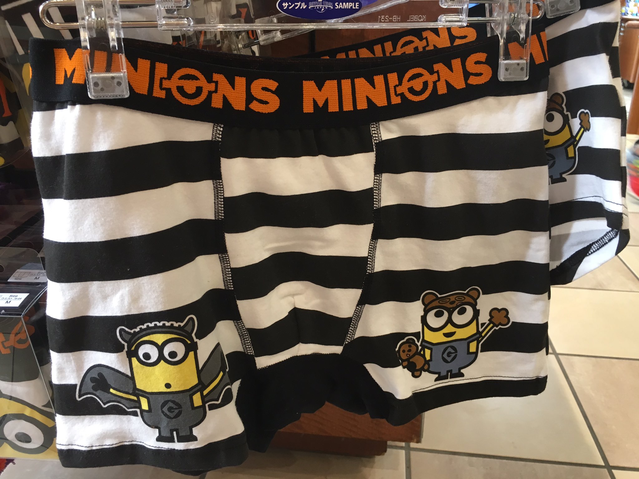 تويتر 涼しくなってほしいsunny Days على تويتر Usj ハロウィーングッズ17 ミニオン編 1 男性用 ボクサーパンツ M L 2300 2 女性用ショーツ M L 1900 3 赤ちゃん用スタイ 1900 マーチャンダイズ Usj T Co Hifeknoy2y