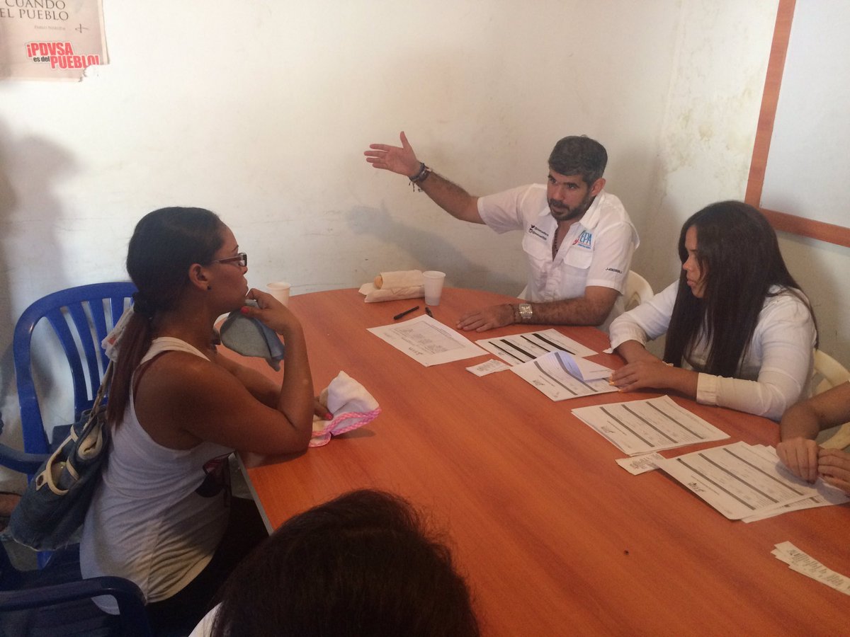 manuelferreiraG's tweet photo. Hoy nos encontramos con @epafundacion en Bello Monte #PLC. Muy honrados de esta invitación para brindar asistencia legal gratuita #26Ago https://t.co/Rri1HhR4nk