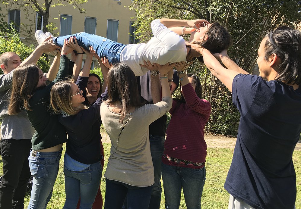 unaltrascuola's tweet photo. Imparare all'aperto in #città #outdoor #Education Al via il #corso https://t.co/AWApQUu9bf @SDOutdoorEd @XcorsiEvolutivi @CityBoundEurope https://t.co/RBPfRLofXD