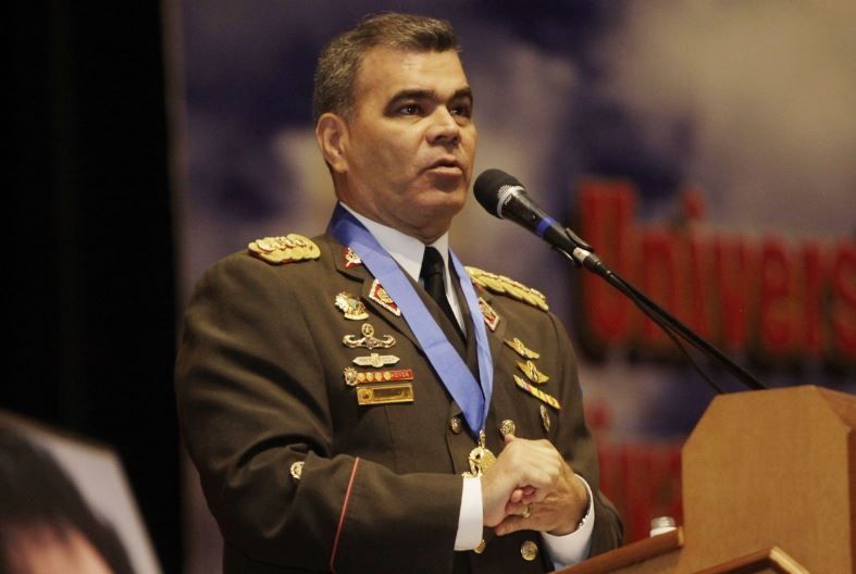 Padrino Lopez: La FANB acompañará medidas para contrarrestar el bloqueo financiero bit.ly/2vy206u