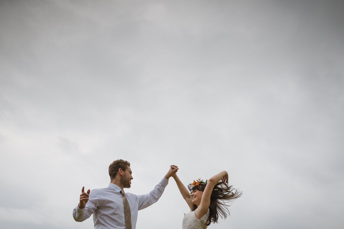 emmaboyle01's tweet photo. New on the blog https://t.co/zMiLktUDBE @LesterMeadows_ @madeupby @MaypoleTipi @LoveLightsTW @LilButtonBakery  #bohowedding #photographer https://t.co/mTLOxQPYZt