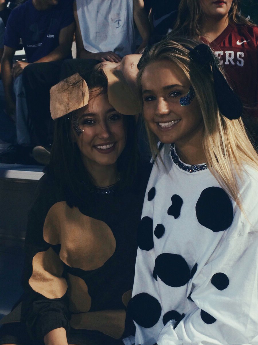sydneyeverhartt's tweet photo. happy birthday sweet girl!! I hope your bday is as fun as you💗💗💗💗 https://t.co/NLGBLUsHHk