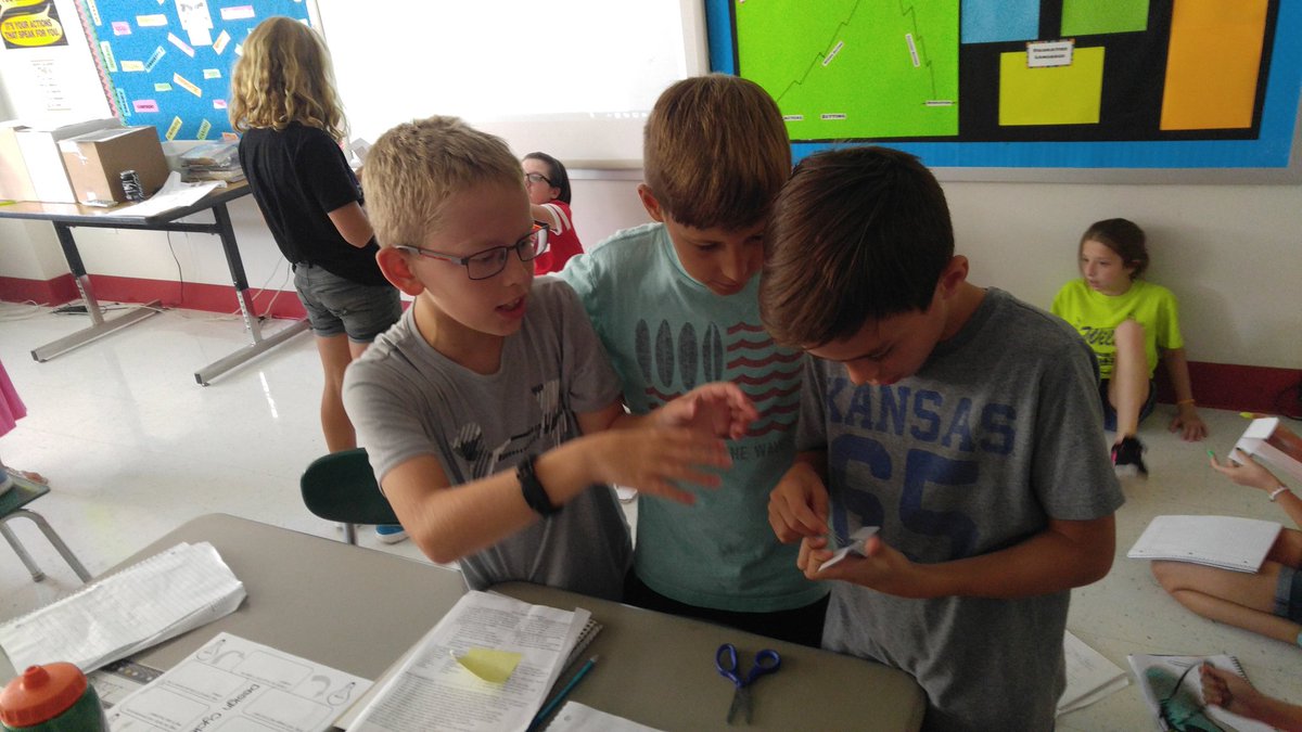 ShellieManes's tweet image. Getting our paper helicopters to have the longest flight time #STEM #foxc6strong #shineon