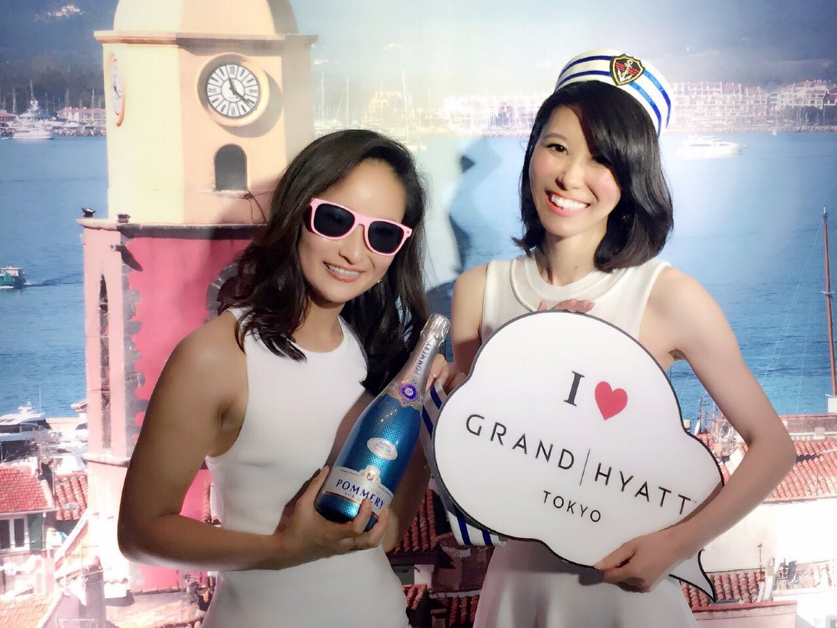 mamiko0816's tweet photo. #グランドハイアット の #allwhite #イベント #ソワレブランシュ の #フォトブース で♪ #grandhyatt #grandhyatttokyo #soireblanche #soire #photo #笠原真美子 https://t.co/NUpYHU9nlt
