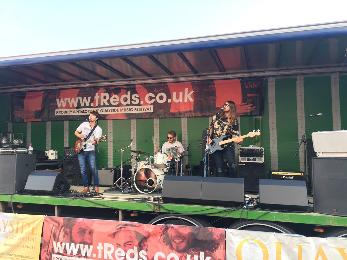 Under The Carousel sizzling in the summer sun!! #QuaySide