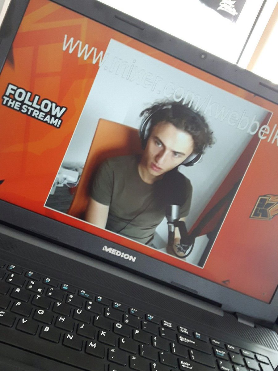 KwebbelKOPS's tweet photo. m8 ur streams are the best @Kwebbelkop https://t.co/IqXQGvPvRC