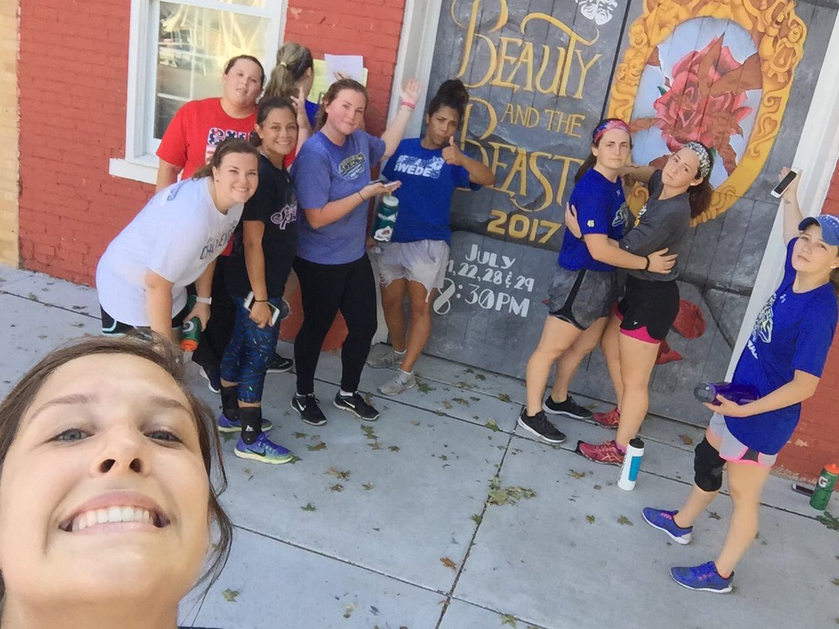 Halle_Mac24's tweet photo. @SwedesSoftball #onlybeauties #nobeasts https://t.co/ShWMw9QSyv