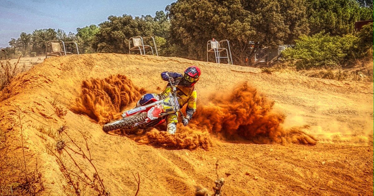 JaviVico71's tweet photo. 🔥😝 fotógrafa n°1 📸 @alika_bcn https://t.co/ViwYXIvjZy